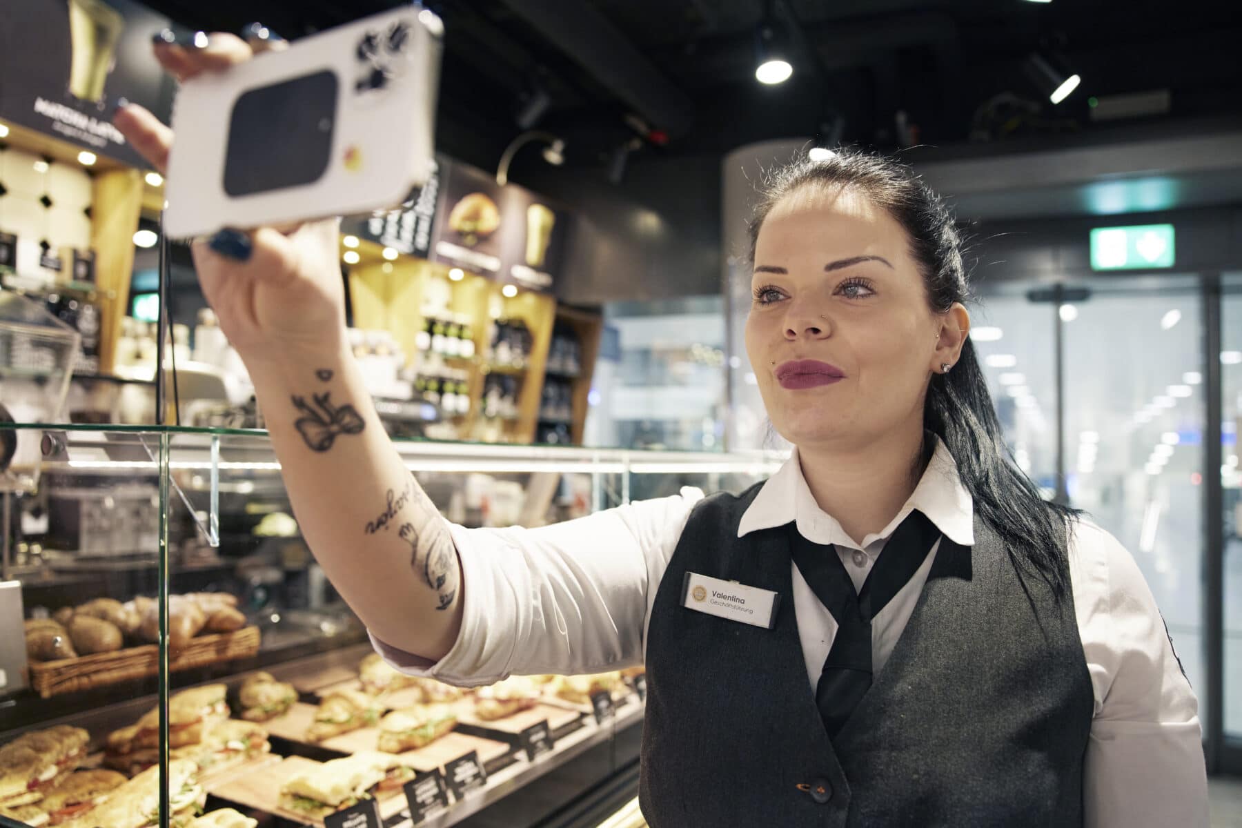 Valora Stories — Strategy & Key Figures, Business, Working at Valora